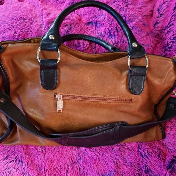 Purse - Picture 2 of 2